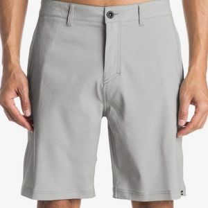 Quicksilver Amphibian Shorts Size 33